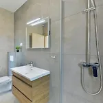 Villa Luxury With Pool,jacuzzi And Sauna 03 - By Ta Leut Agency Privlaka