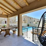 Luxury With Pool,jacuzzi And Sauna 03 - By Ta Leut Agency