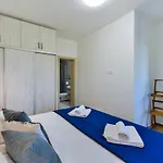 Villa Luxury With Pool,jacuzzi And Sauna 03 - By Ta Leut Agency