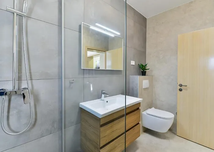 Luxury With Pool,jacuzzi And Sauna 03 - By Ta Leut Agency * Privlaka (Zadar)