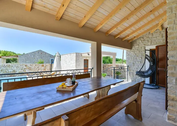 Villa Luxury With Pool,jacuzzi And Sauna 03 - By Ta Leut Agency *