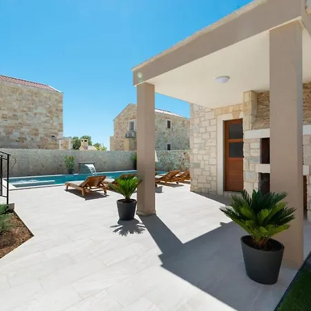 Luxury With Pool,jacuzzi And Sauna 03 - By Ta Leut Agency Villa