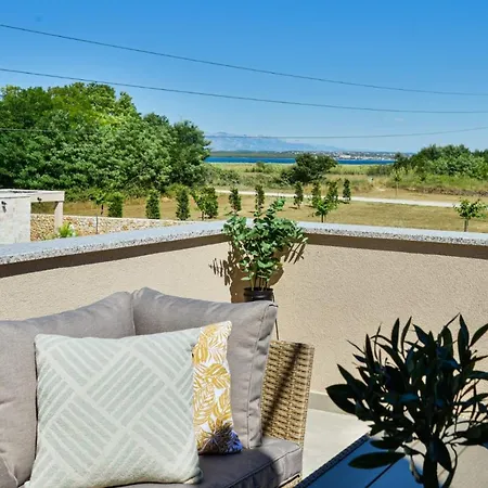 Luxury With Pool,jacuzzi And Sauna 03 - By Ta Leut Agency * Privlaka (Zadar)
