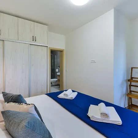 Villa Luxury With Pool,jacuzzi And Sauna 03 - By Ta Leut Agency