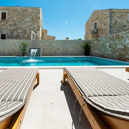 Luxury With Pool,jacuzzi And Sauna 03 - By Ta Leut Agency Privlaka (Zadar)