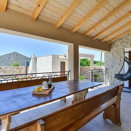 Villa Luxury With Pool,jacuzzi And Sauna 03 - By Ta Leut Agency *